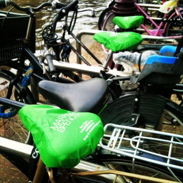 A Cheeky Brit Invasion in the 'Dam